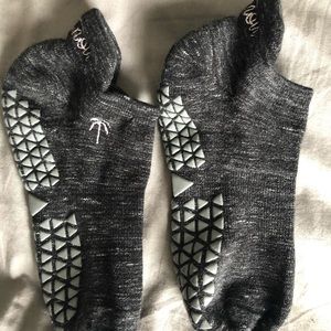 FINAL PRICE- Pilates Grip Socks